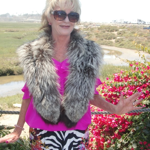 Accessories - Plush Fox Fur Stole Wrap Made in Germany So Sexy